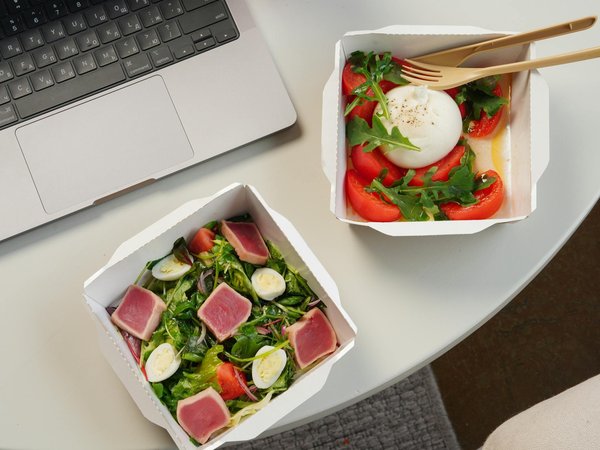 Bien choisir la table à manger idéale pour votre cuisine : ce qu’il faut savoir